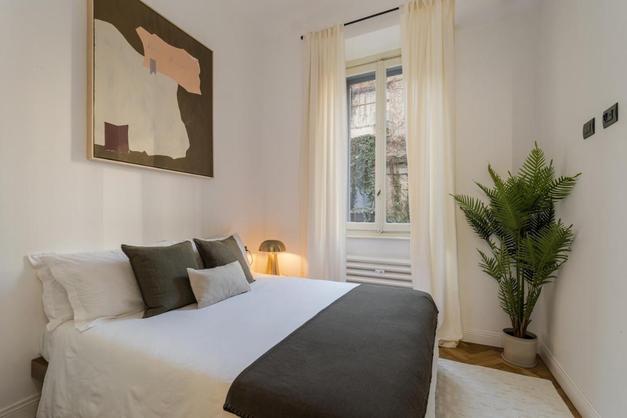 Casa Unica Milano - Elegant Apartment With Balcony - Centrale 1 Kültér fotó