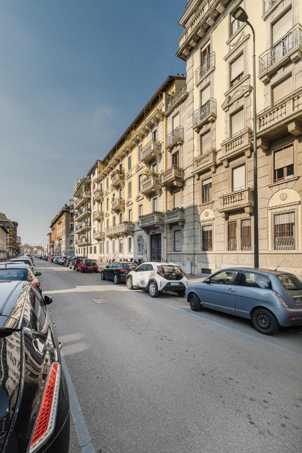 Casa Unica Milano - Elegant Apartment With Balcony - Centrale 1 Kültér fotó