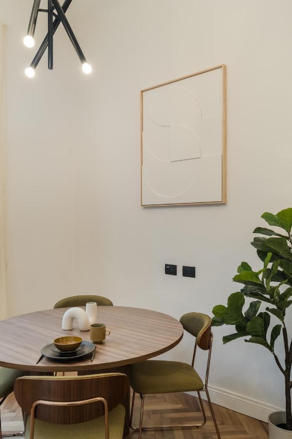 Casa Unica Milano - Elegant Apartment With Balcony - Centrale 1 Kültér fotó