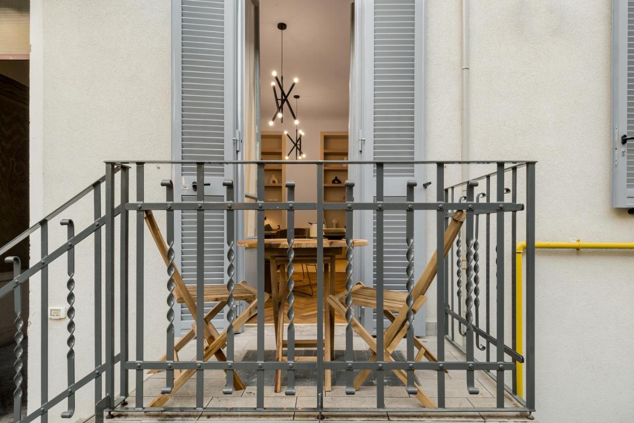 Casa Unica Milano - Elegant Apartment With Balcony - Centrale 1 Kültér fotó
